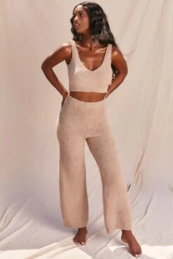 Cosy V Neck Tank Top In Sand