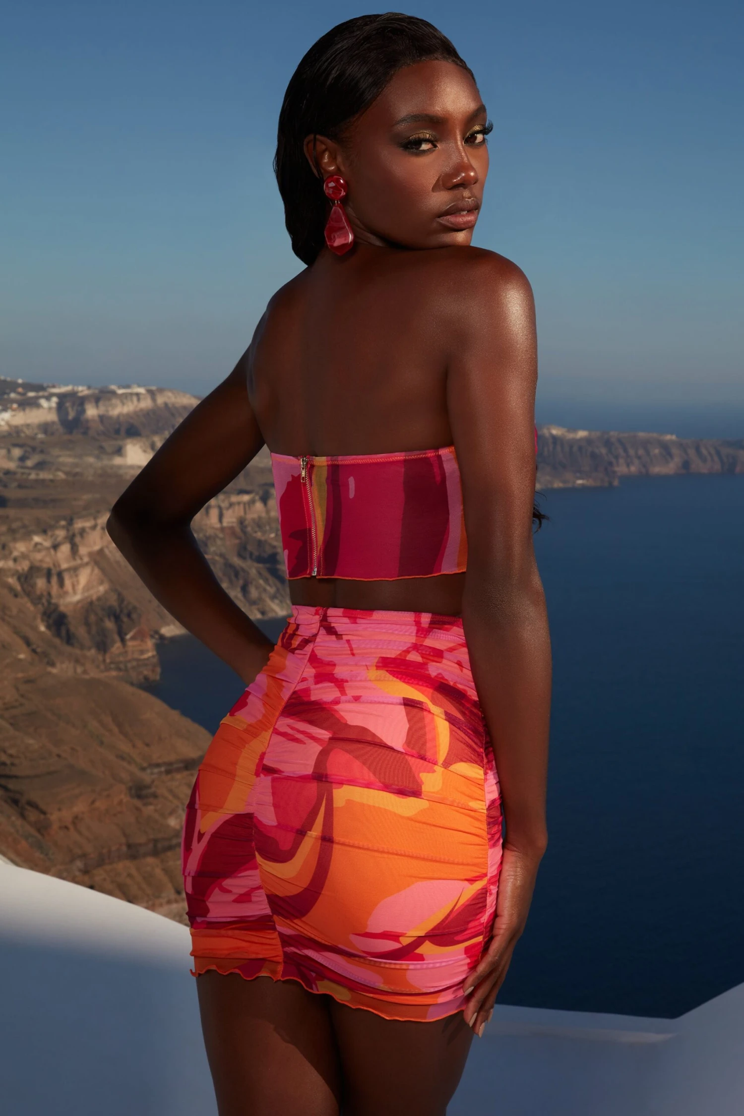 Ruffle Hem Mesh Corset Top In Pink Print - Image 4