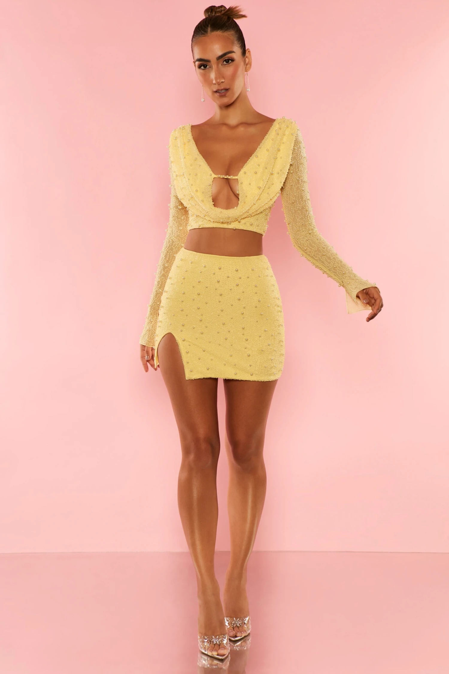 Long Sleeve Deep Plunge Crop Top In Yellow - Image 7