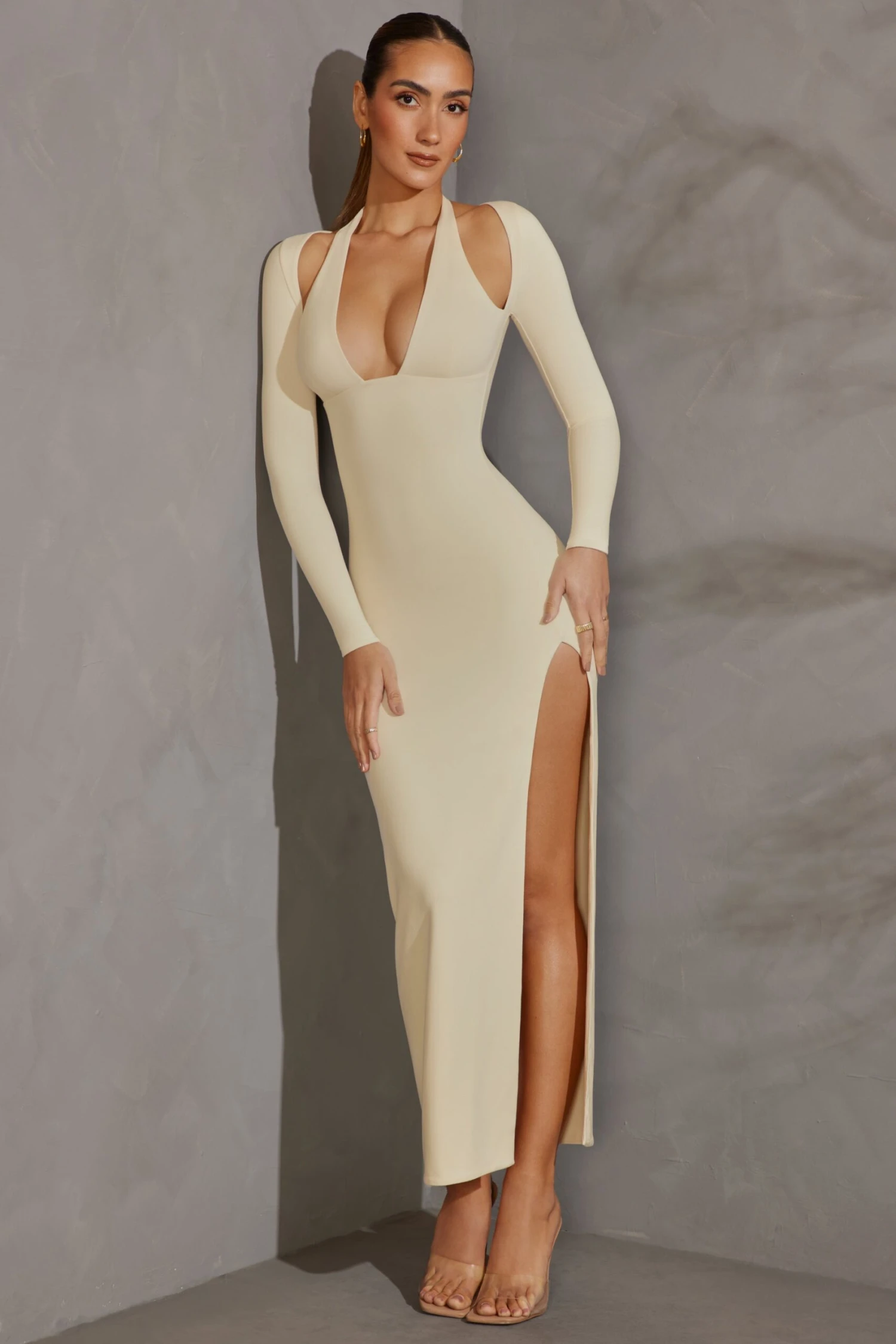 Long Sleeve Plunge Neck Maxi Dress In Ivory - Image 6
