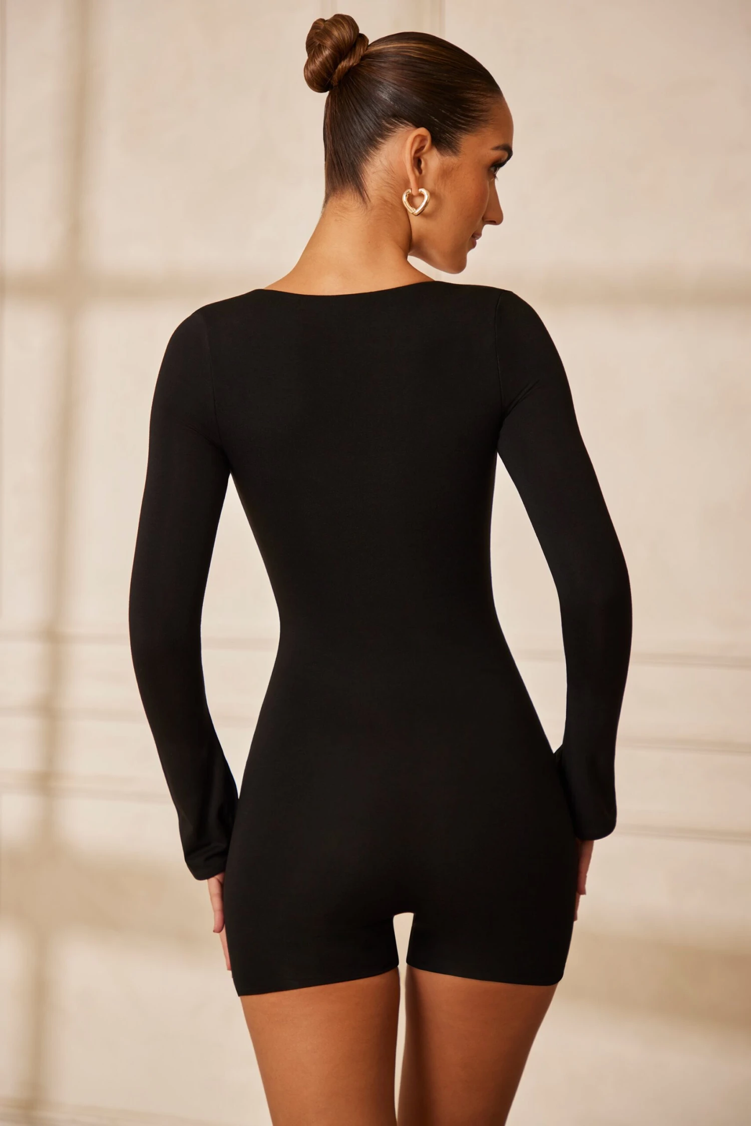 Long Sleeve Sweetheart Neckline Romper In Black - Image 2