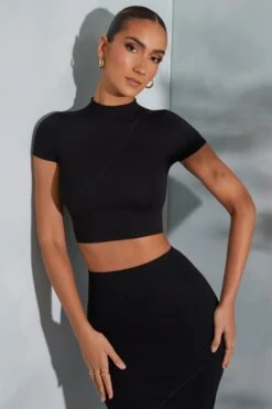 Contrast Stitch Turtleneck Crop Top In Black