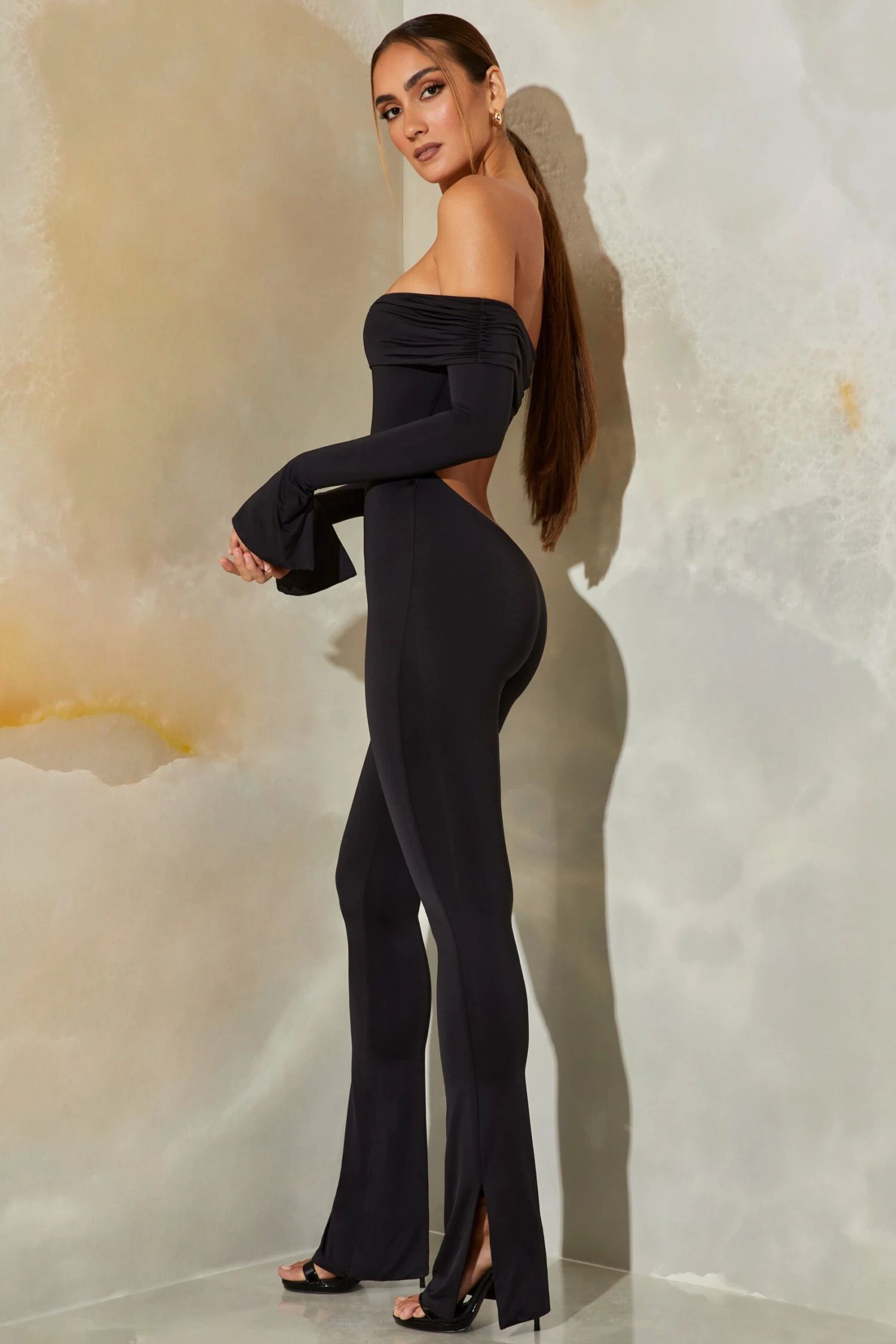 Long Sleeve Open Back Jumpsuit In Black - Image 3