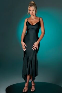 Deep Plunge Midaxi Dress In Black