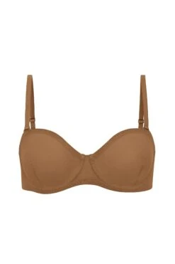 Soft Mesh Strapless Bra In Almond