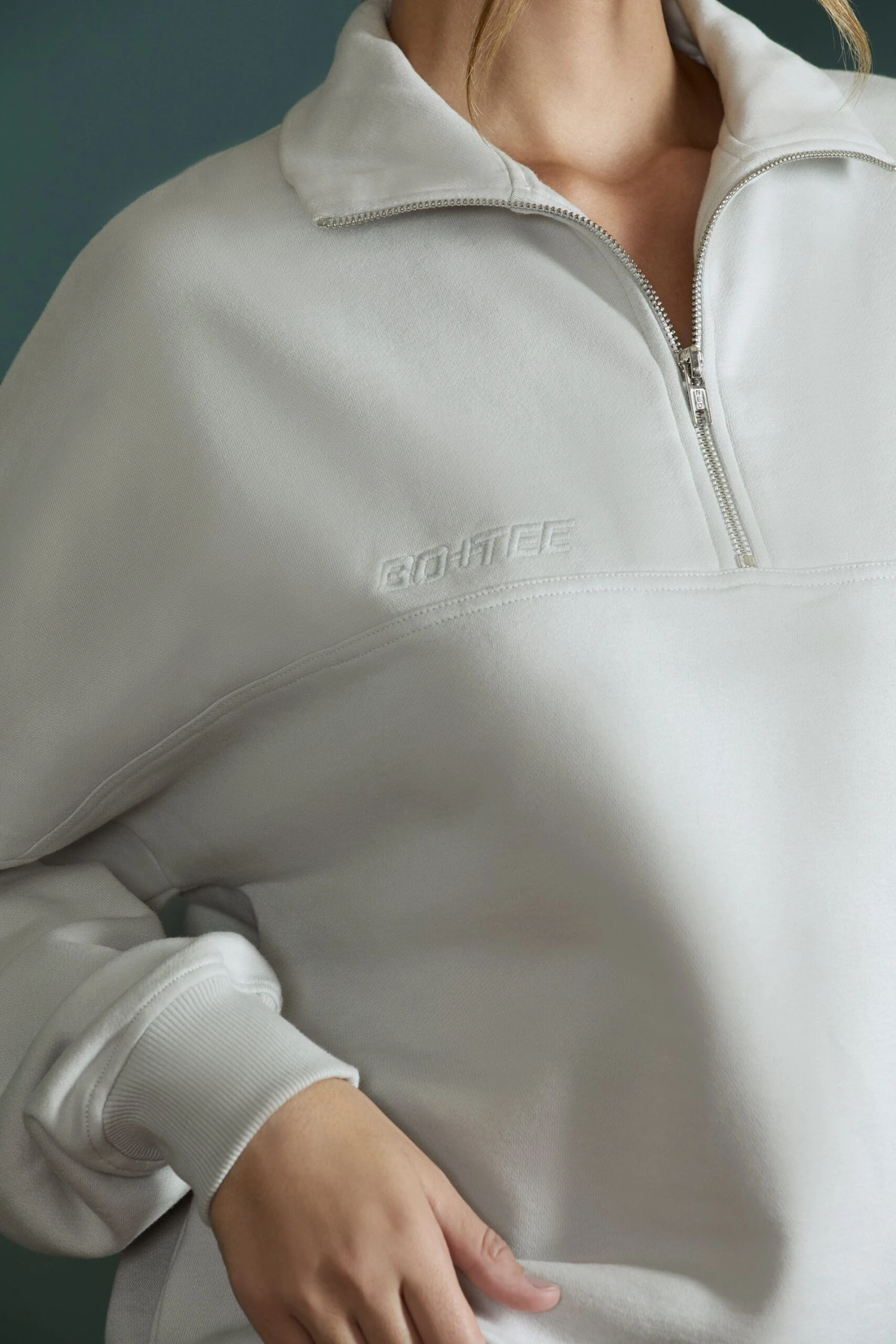 Oversized Half Zip Sweatshirt In Grey - Image 4