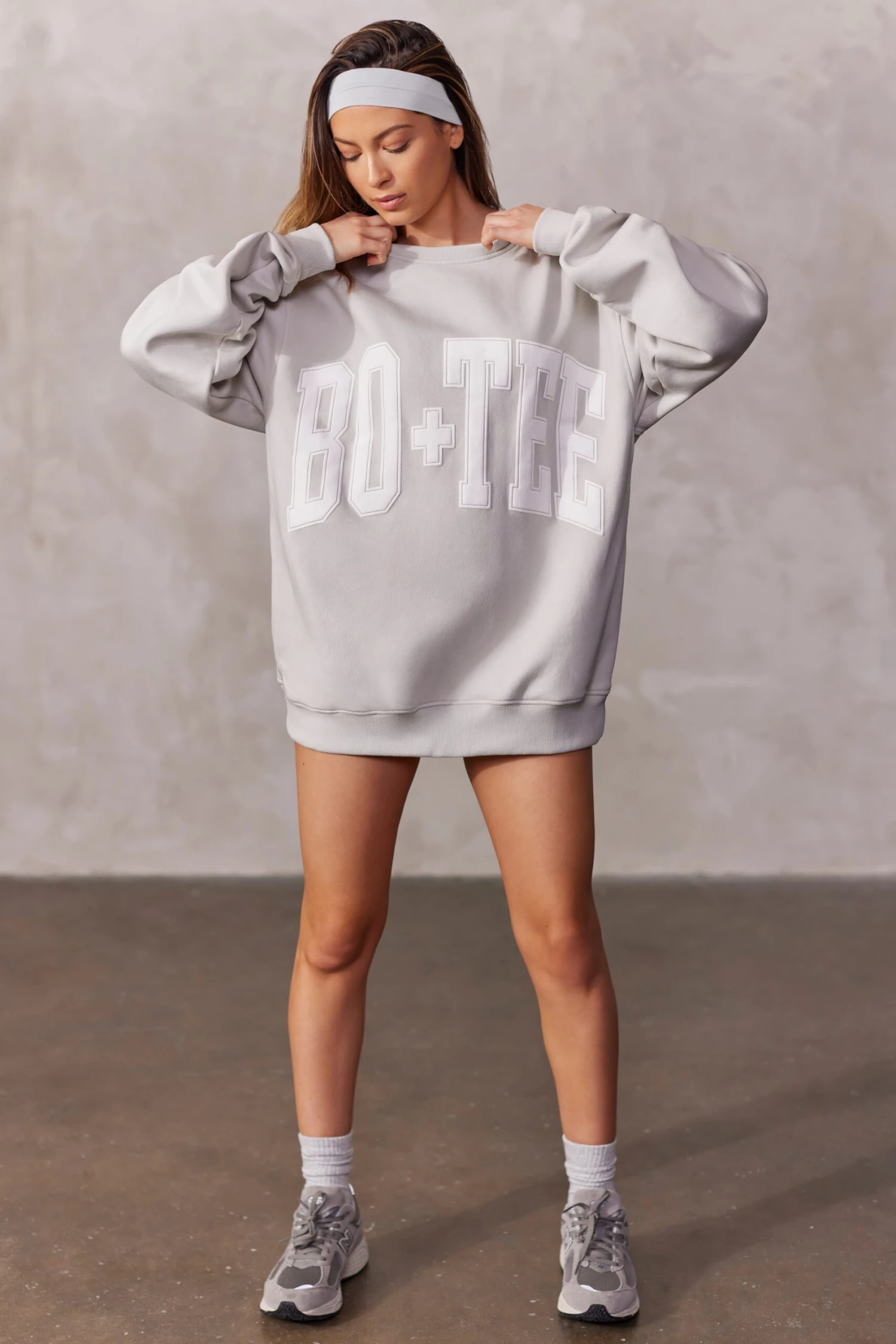 Oversized Sweatshirt In Grey - Image 5