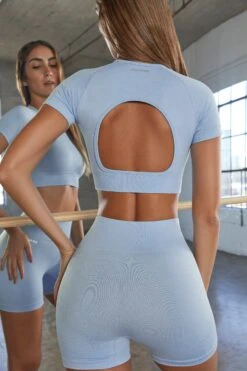 Seamless Backless Crop Top In Blue
