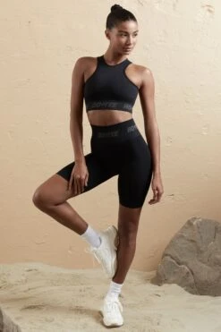 Seamless High Waist Biker Shorts In Black