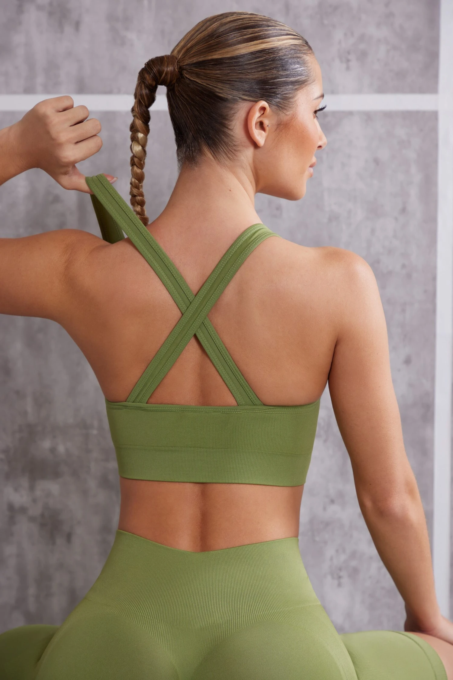 Plunge Neck Sports Bra In Olive