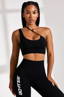 Asymmetric Seamless Crop Top In Black