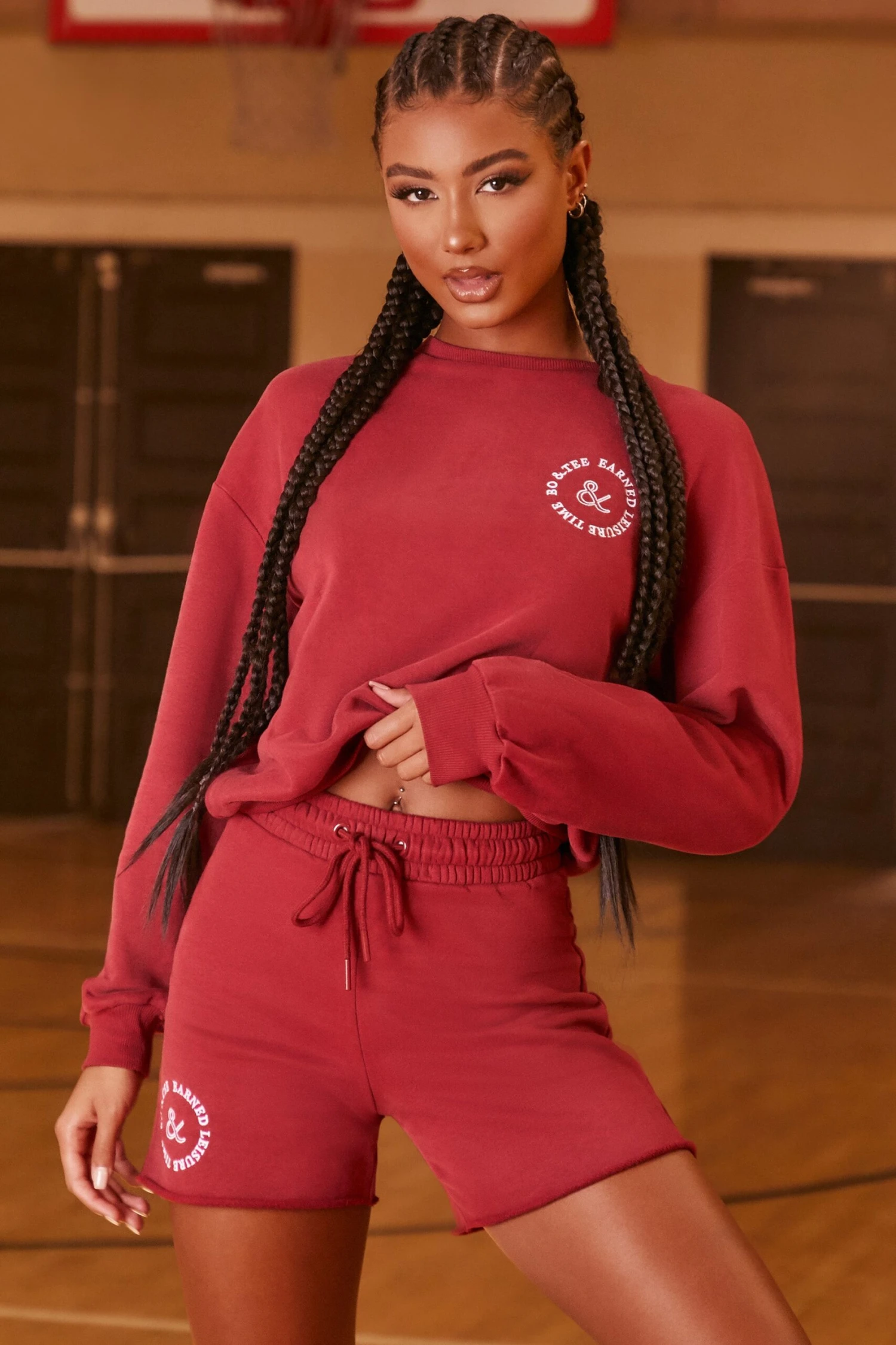 Sweat Shorts In Burgundy - Image 2