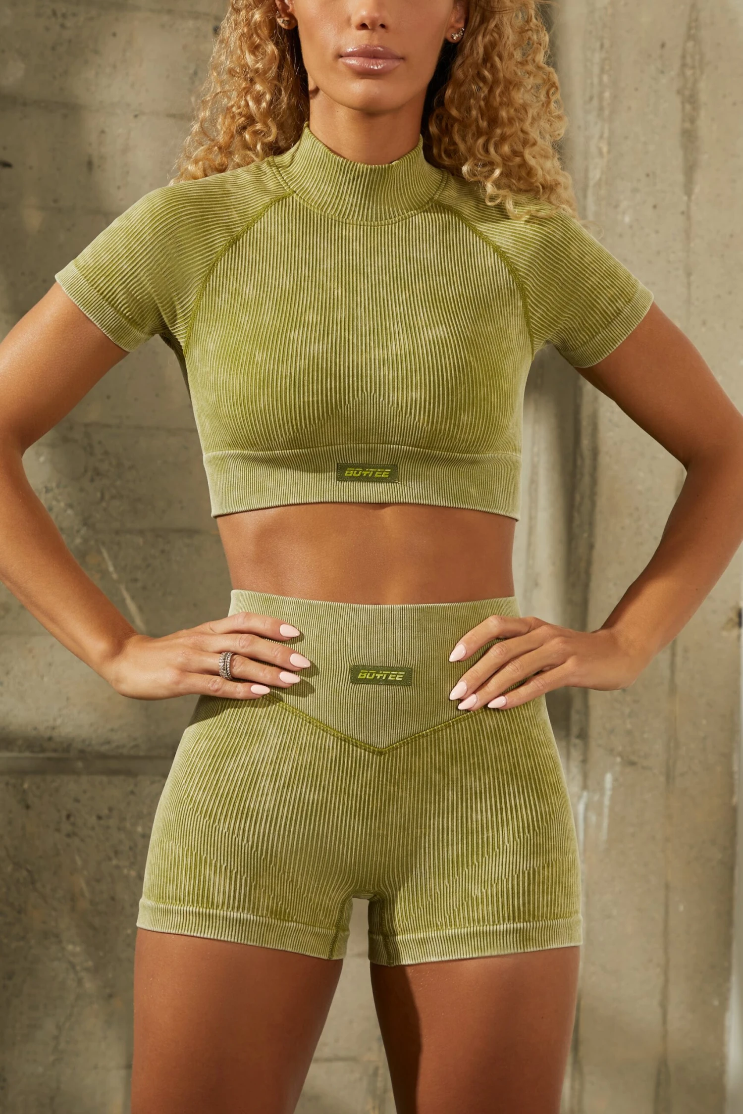 Seamless V Waist Mini Shorts With Shaping Detail In Olive - Image 9
