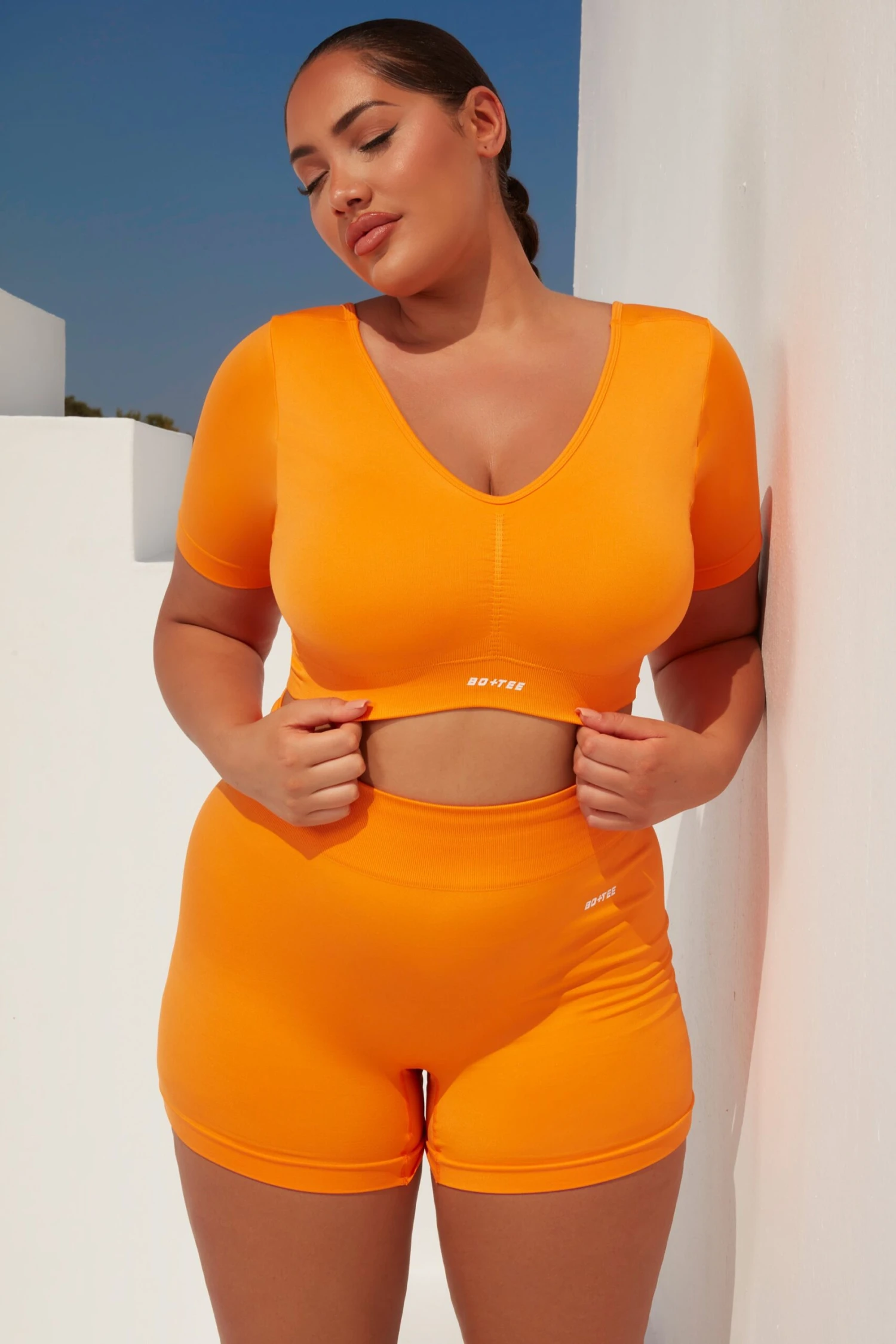 Gradient Scoop Neck Ruched Crop Top In Orange - Image 5